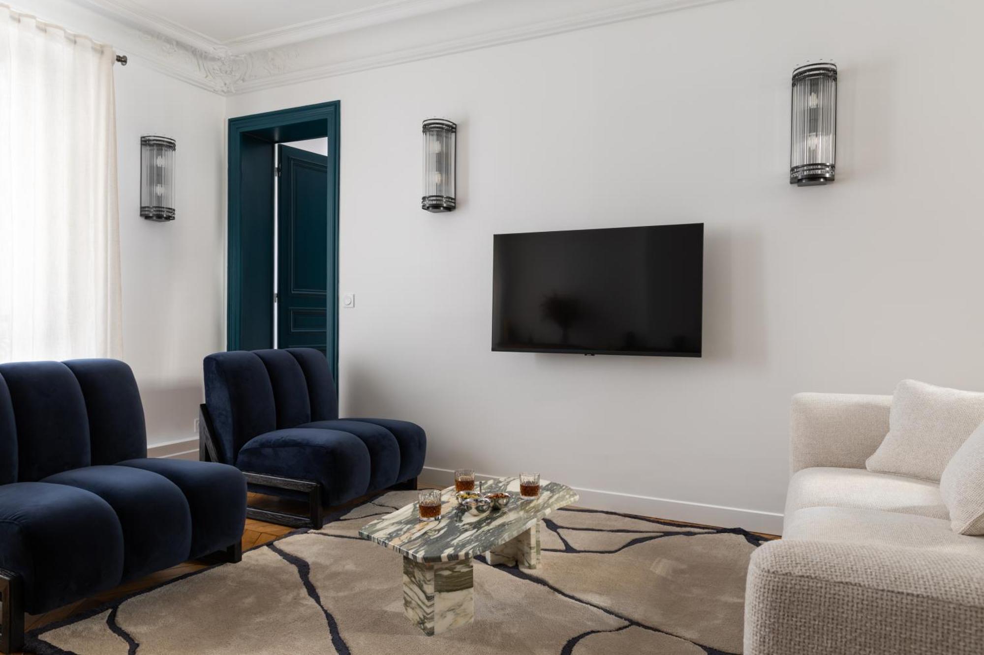 Appartement Champs Elysees Montaigne Luxury 2 Bedroom